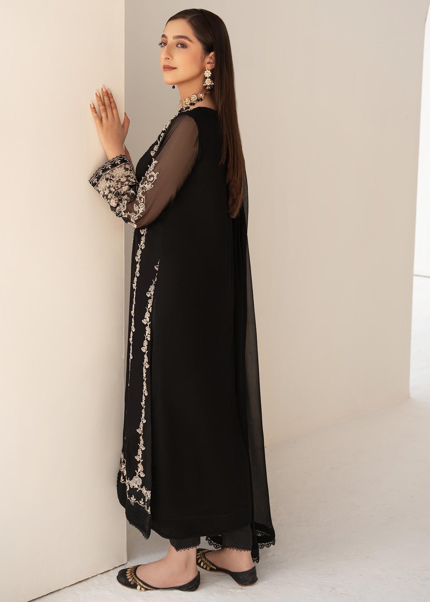 Neena - Agha Jaan
