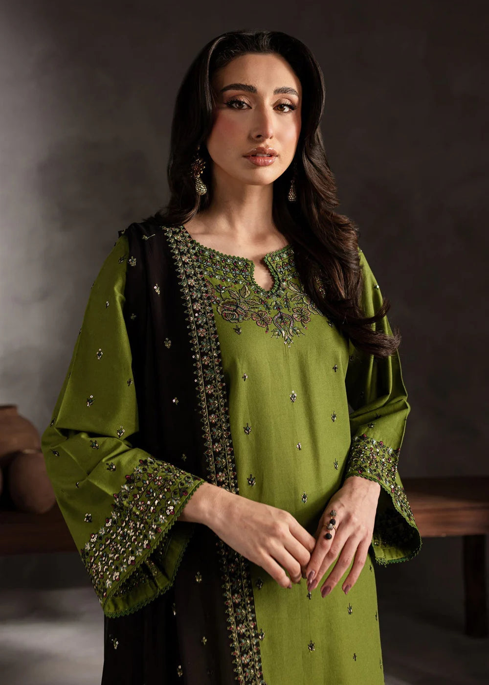 Ezzah 3pcs - Lawn Embroidered dress - Chaudhary Arts